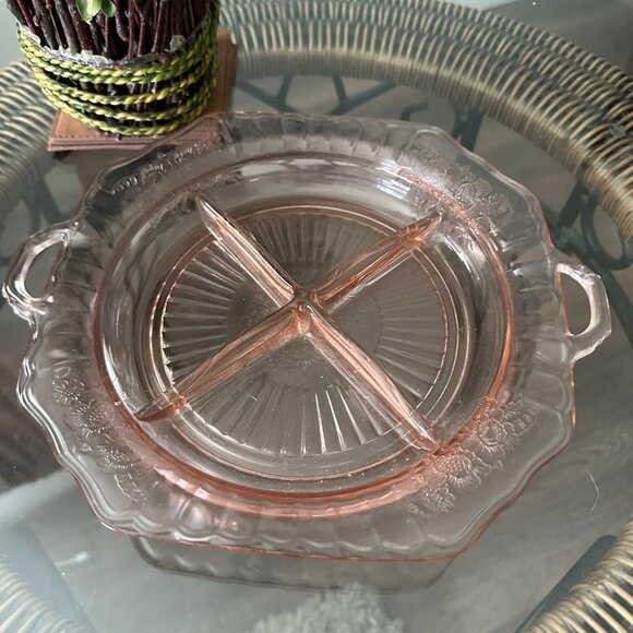 Anchor Hocking Mayfair Pink Depression Glass 4 section 2 handle Serving Platter - Picture 3 of 5